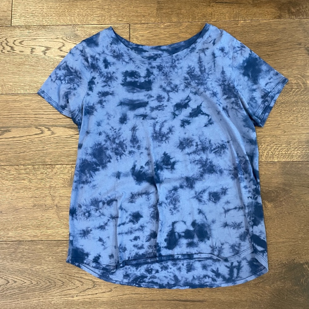 Old Navy T-Shirt - Size Medium